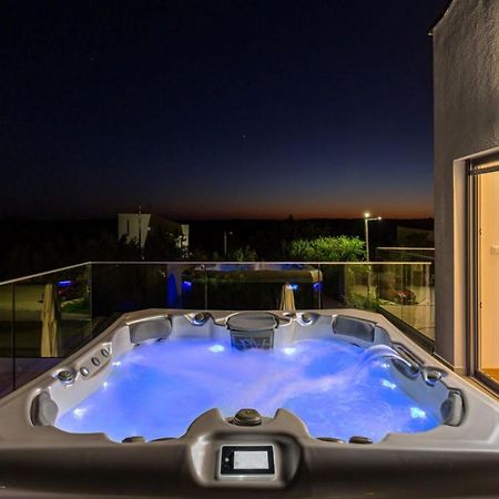 Villa Izabel With Hot Whirpool Крница Экстерьер фото